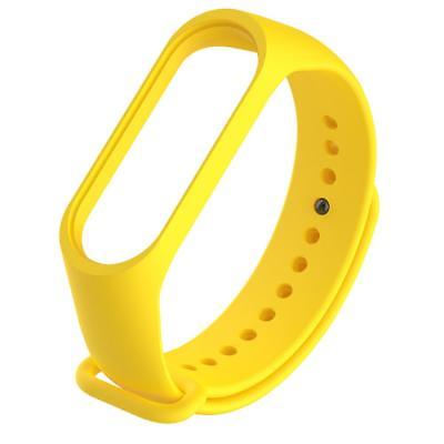 Náhradný silikónový a vodeodolný remienok pre Xiaomi Mi Band 3 žltý