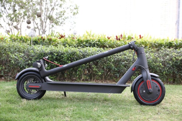 Xiaomi Mi Electric Scooter Pro – Obrázok 4