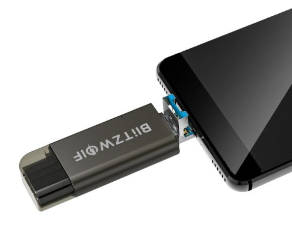 Card reader SD USB-C / USB-A Blitzwolf BW-CR1 distributor